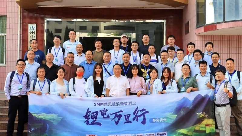 新能源汽车与燃油车核心技术对比：揭秘动力之源的差异